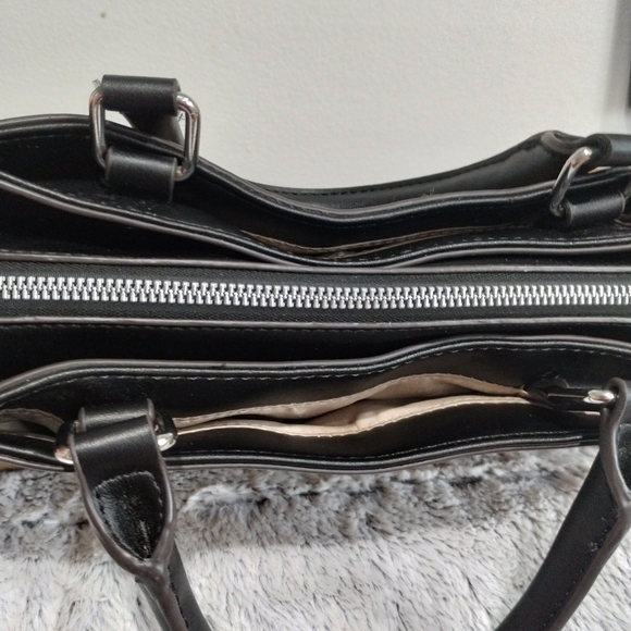 Nine west bags - Picture 3 of 9